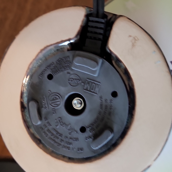 NIB SCENTSY Element Warmer - Picture 5 of 6